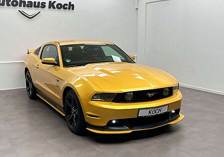 Ford Mustang 5.0 COUPÉ SONDERLACK! GÄNSEHAUTGARANTIE