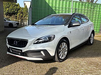 Volvo V40 Cross Country Summum AWD