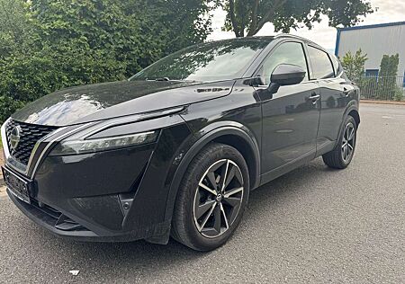 Nissan Qashqai 1.3 DIG-T MHEV ACC Pano LED Navi Head-UP 116KW