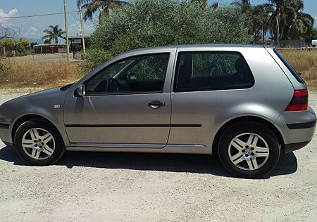 VW Golf gebraucht kaufen VW Golf Volkswagen 1.6 FSI