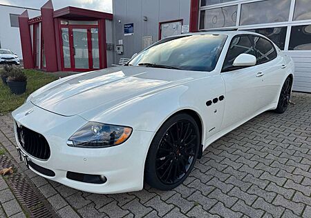Maserati Quattroporte 4.7 V8 Sport GT S Automatik