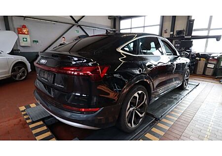 Audi e-tron Spb. 50 quattro VirtualCockpit+Ambiente-Lichtpaket