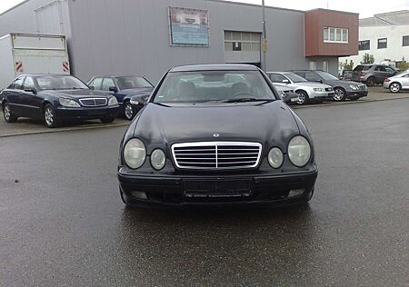 Mercedes-Benz CLK 230 Coupe Kompressor Elegance