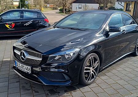 Mercedes-Benz CLA 220 CLA 4Matic 7G-DCT AMG Line