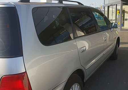Honda Shuttle 2.3i ES