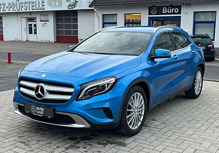 Mercedes-Benz GLA 200 CDI+LED+Leder+Scheckheftgep.+TÜV neu