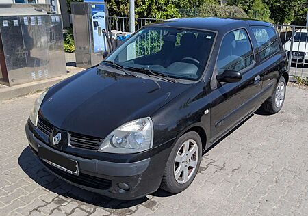 Renault Clio Clio 1.2 16 V TechLine