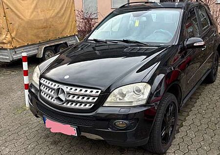 Mercedes-Benz ML 320 CDI 4Matic 7G-TRONIC Edition 10