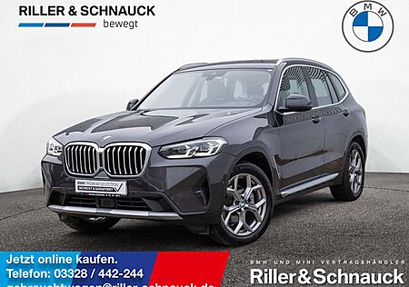 BMW X3 xDrive 20i PANO+AHK+KAM+ACC