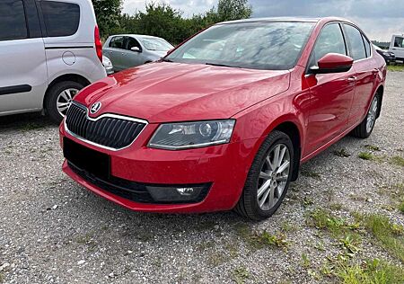 Skoda Octavia 2.0 TDI (Green tec) 4x4 DSG RS