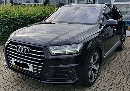 Audi Q7 3.0 TDI quattro 3x S line 7 Sitzer