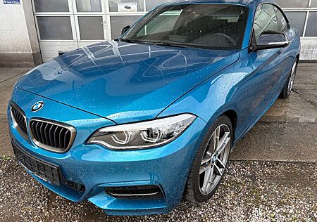 BMW 240 Coupé/Jahreswagenzustand mit SSD/RFK/Hifi/
