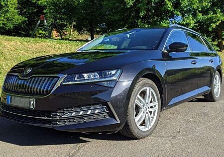 Skoda Superb III Combi iV Combi 1.4 TSI iV DSG Style