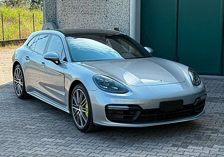 Porsche Panamera Sport Turismo 4 E-Hybrid