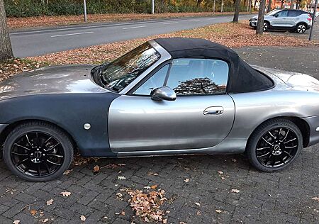 Mazda MX-5 1.6i 16V Phoenix