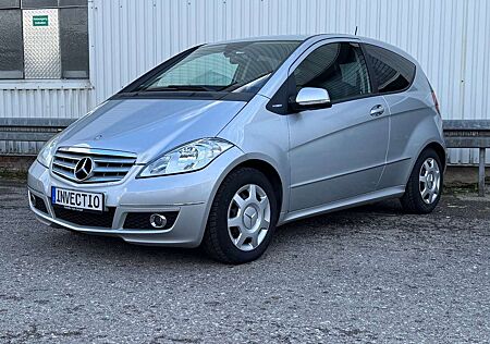 Mercedes-Benz A 180 gebraucht kaufen Mercedes-Benz A 180 Klima Sitzheizung Rückfahrkamera Tüv 2/27