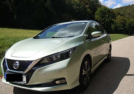 Nissan Leaf Leaf 40 kWh 2 ZERO Editi.- SOH Wert 97 % sensationell