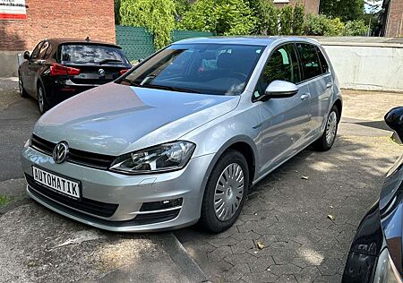 VW Golf Volkswagen VII Lim. Cup BMT-Automatik-Navi-Klima