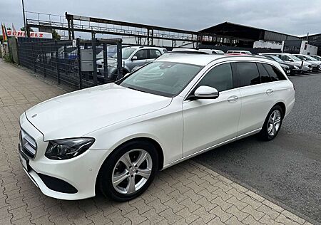 Mercedes-Benz E 220 d 4Matic Avantg. AHK/RFK/So.-Cl./Keyless-Go