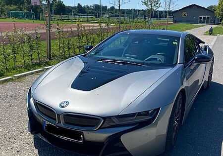 BMW i8 Garantie , Faclift, unfallfrei, großer Tank