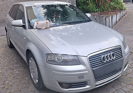 Audi A3 1.6 FSI SportbackAttraction