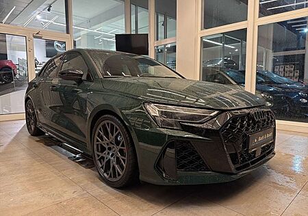 Audi RS3 2.5TFSI*INDIVIDUAL,PANO,LEDER,SPORT-AGA*