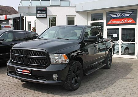Dodge RAM 1500 5,7l V8 4WD Classic Black