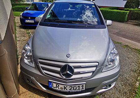 Mercedes-Benz B 180 BlueEFFICIENCY