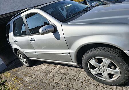 Mercedes-Benz 270 ML 270 cdi
