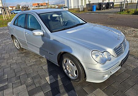 Mercedes-Benz C 180 Kompressor (203.046)