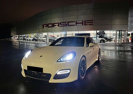 Porsche Panamera Turbo Approved Motor & Getriebe NEU