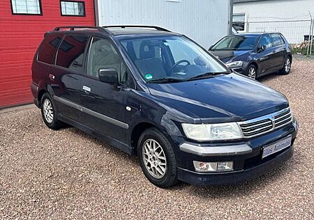 Mitsubishi Space Wagon 2.4 Benzin GDI Motion Plus Automatik 6 Sitze Klima