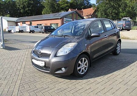 Toyota Yaris 5-Türer 1.33 VVT-i Executive