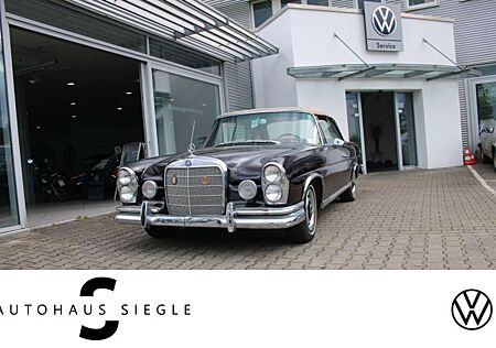 Mercedes-Benz 250 SE Werkscabrio Leder Automatik