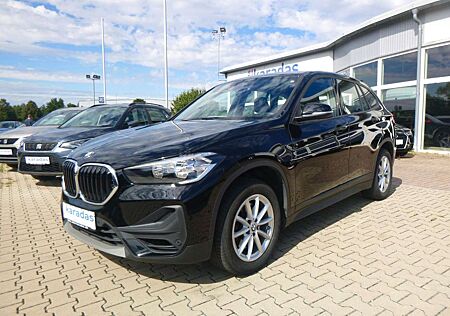 BMW X1 xDrive 20 i AUT/Allrad/NAV/SHZ/PDC