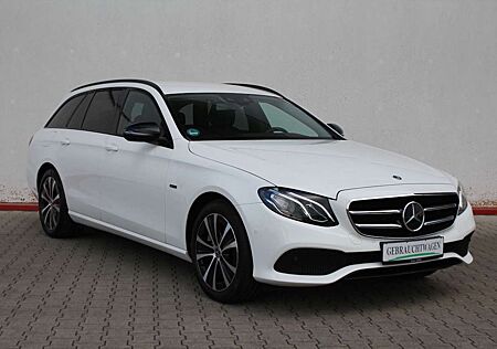 Mercedes-Benz E 300 de T EQ PlugIn Hybrid Distronic NIGHT Apple