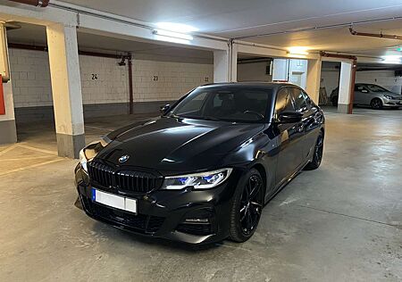BMW 320d 320 xDrive M Sport Laser H/K HuD