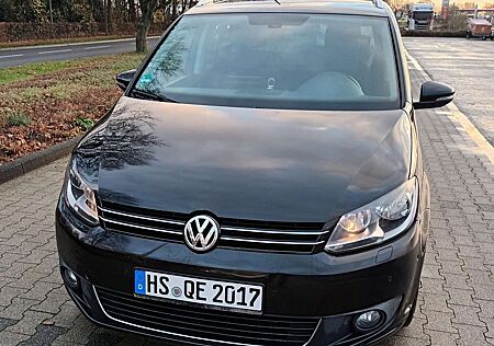 VW Touran Volkswagen Diesel 1.6 TDI DPF BlueMotion Technology