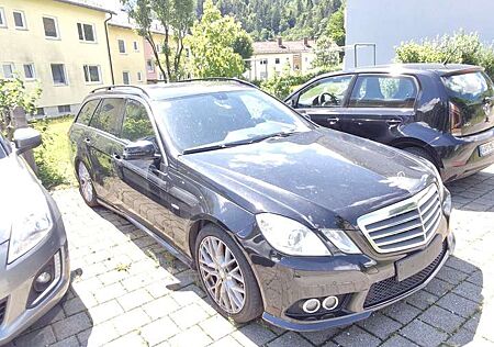 Mercedes-Benz E 250 E-Klasse T-Modell Diesel T CDI DPF BlueEFFICIENCY