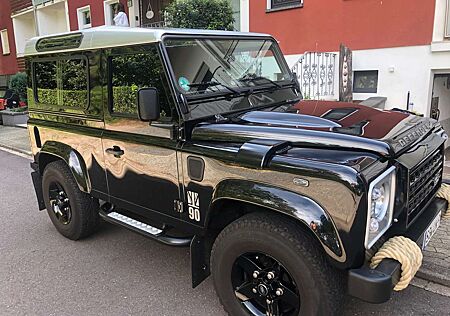 Land Rover Defender 90 SE Nobel SUV mit Vollausstattung