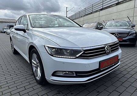 VW Passat Volkswagen 2.0 TDI / LED / NAVI / R.CAM / ACC /