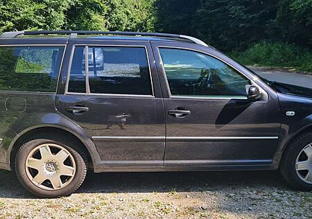 VW Bora Volkswagen Variant 1.6