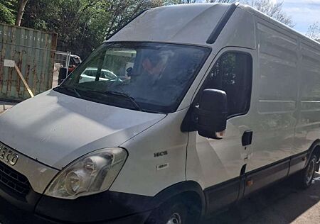 IVECO Daily 35 S 9