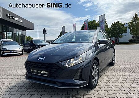 Hyundai i20 Alu Kamera Navi Klima Tempo Spurhalteass