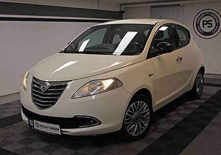 Lancia Ypsilon Gold 1.2 Benzin/LPG KLIMA 2HD PDC HINTEN