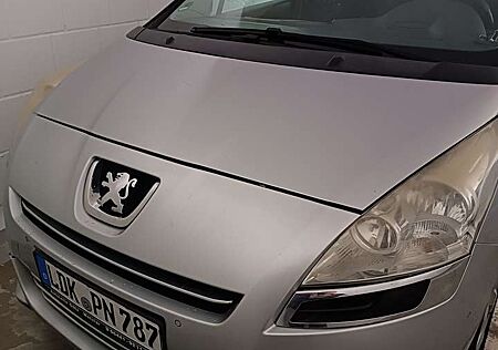 Peugeot 5008 2.0 HDI 150ps 7sitzer