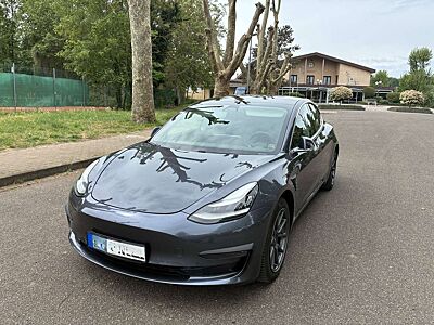 Tesla Model 3 Model 3 Langstreckenbatt. Allradantrieb Dual Motor Performance