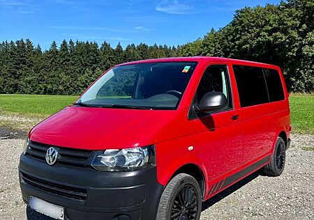 VW T5 Transporter Volkswagen Kombi