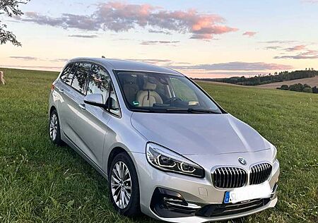 BMW 220d 220 xDrive Luxury Line