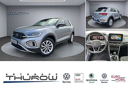 VW T-Roc Volkswagen 2.0 TDI Style DSG AHZV DCC Rear View